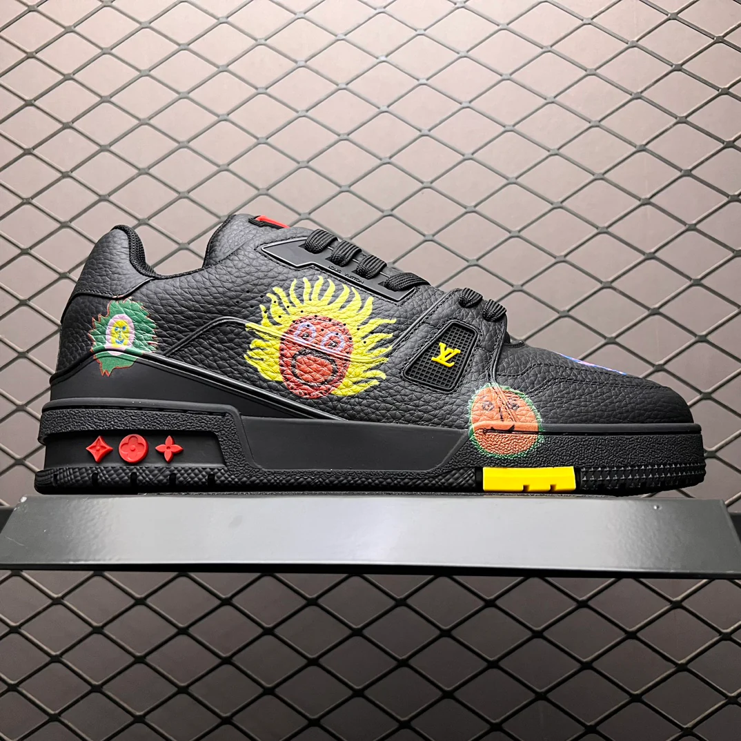 LV Trainers #54 x Yayoi Kusama Black - Image 4