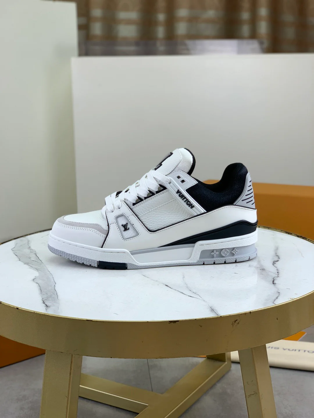 LV Trainers Denim Noir White - Image 8