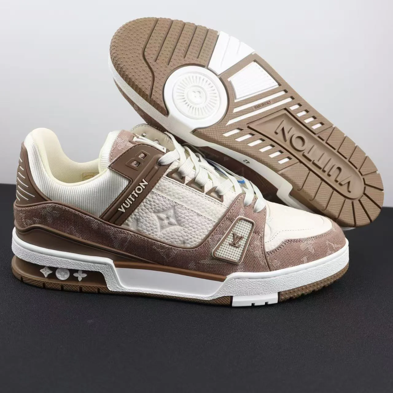 LV Trainers Brown - Image 2
