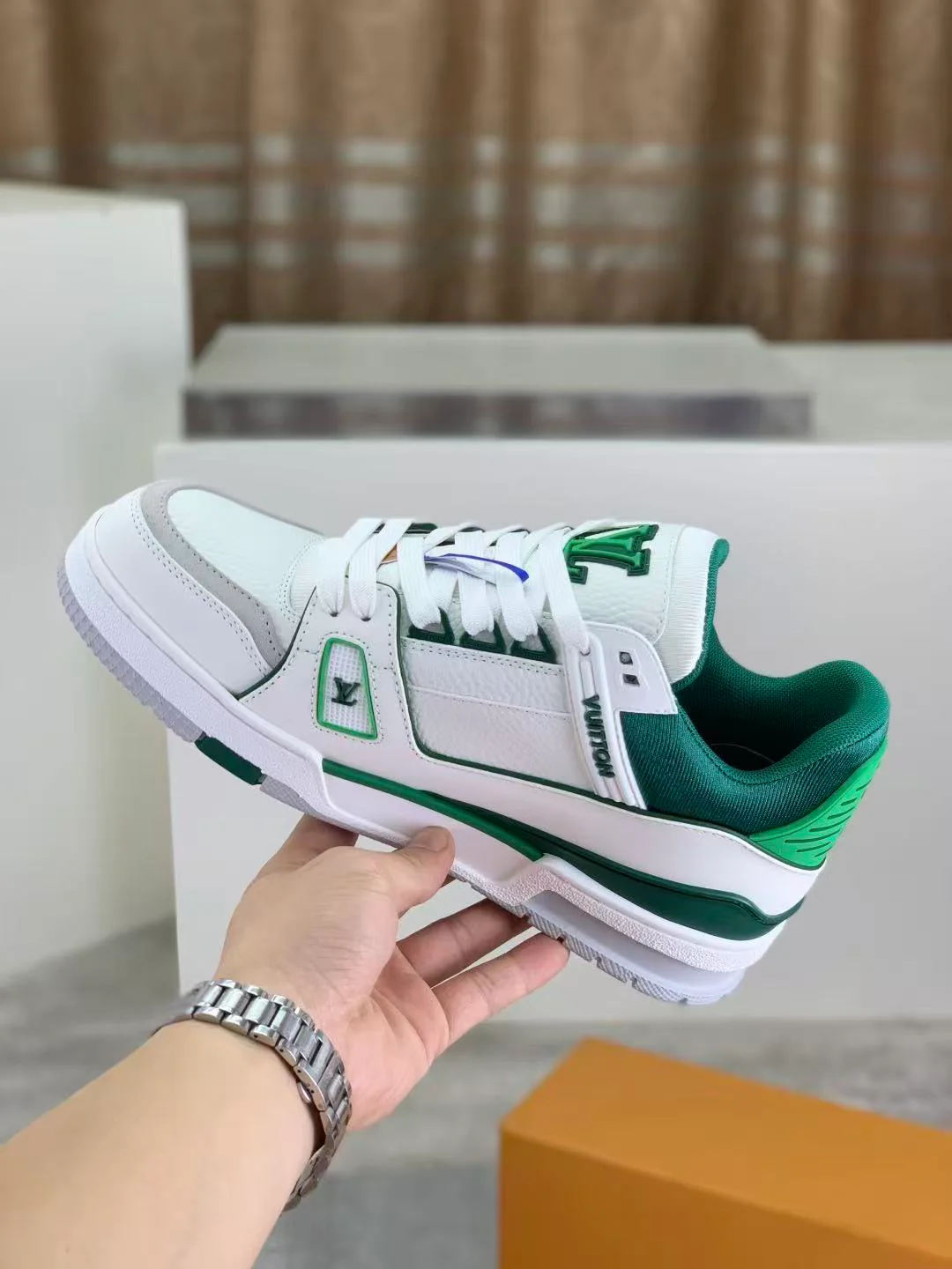 LV Trainers Green White - Image 2