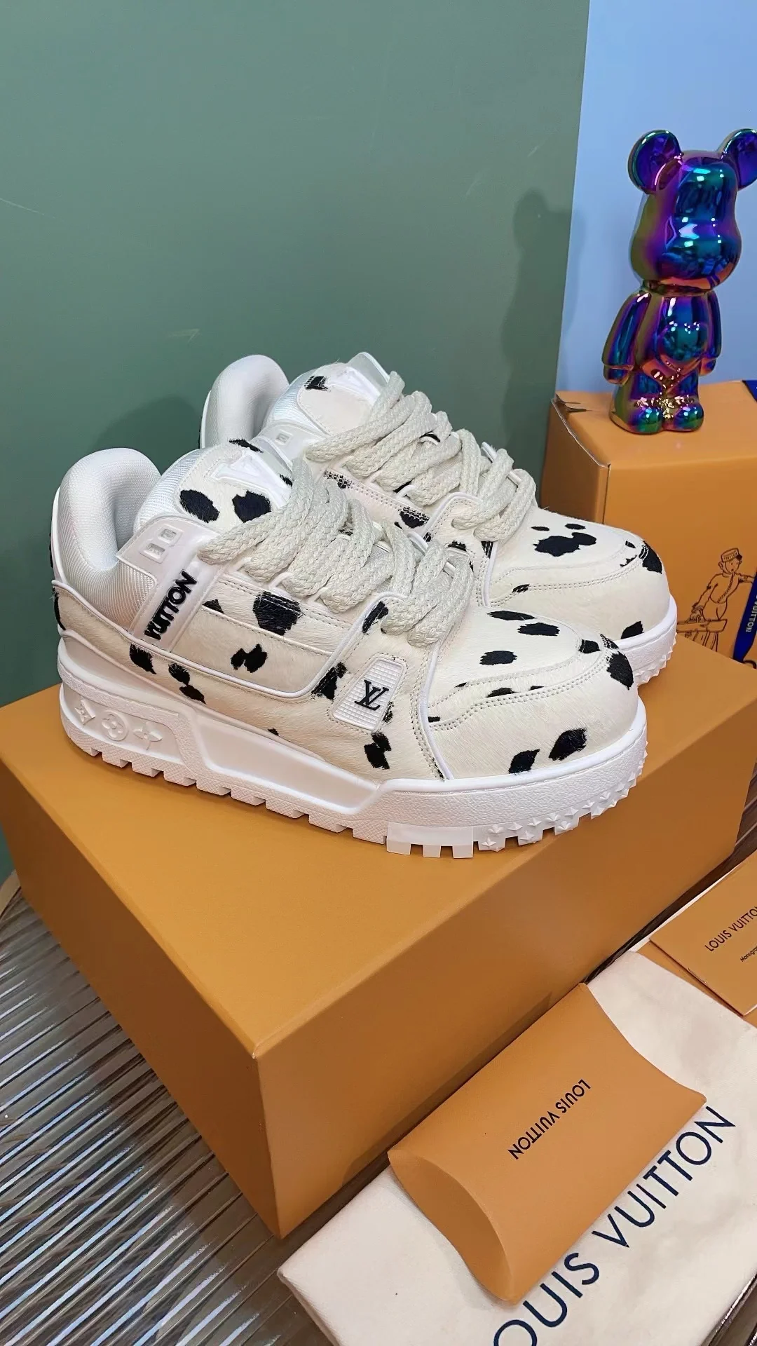 LV Trainers Maxi Sneaker Pony - Image 2