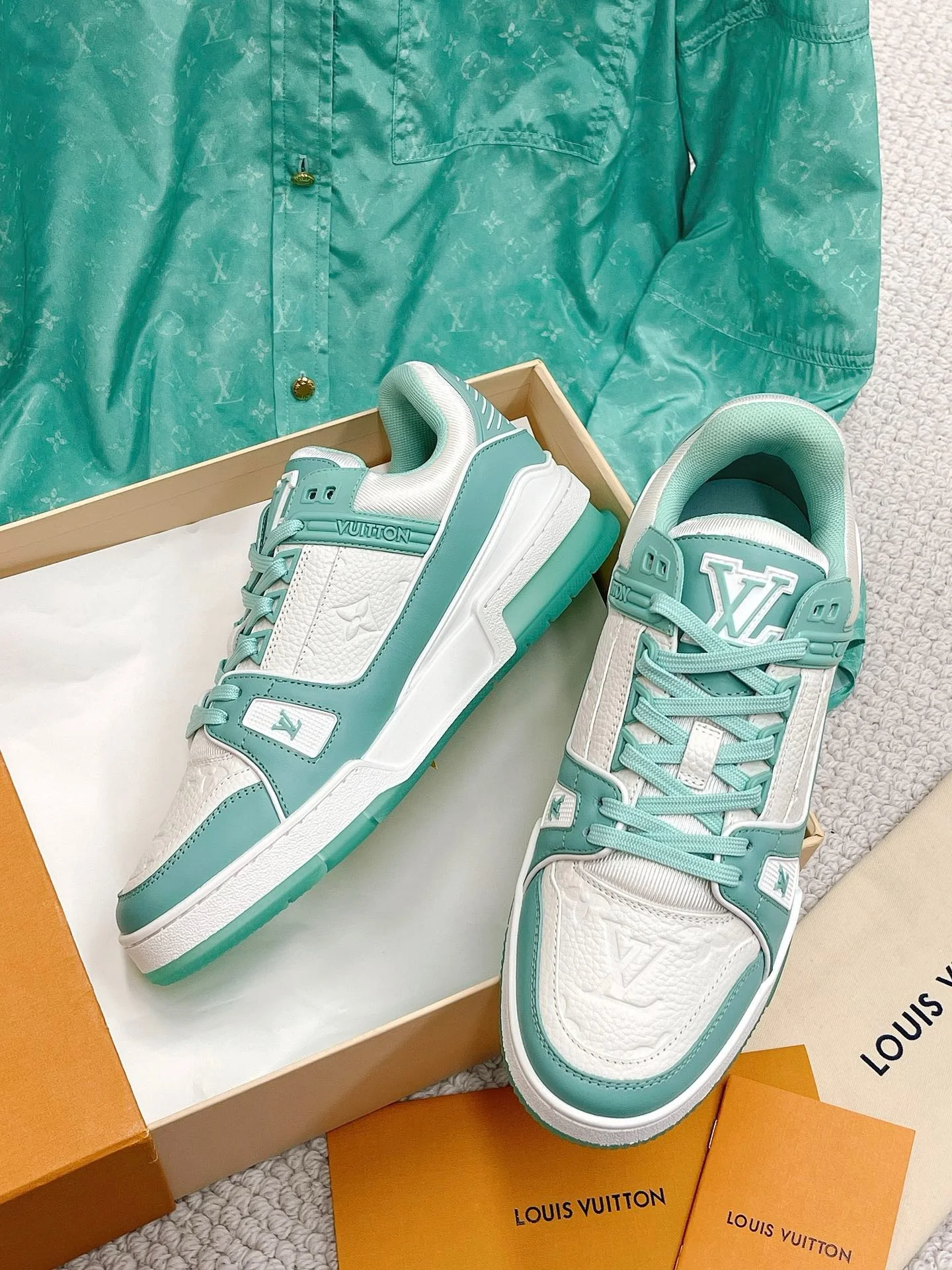 LV Trainers Mint - Image 6