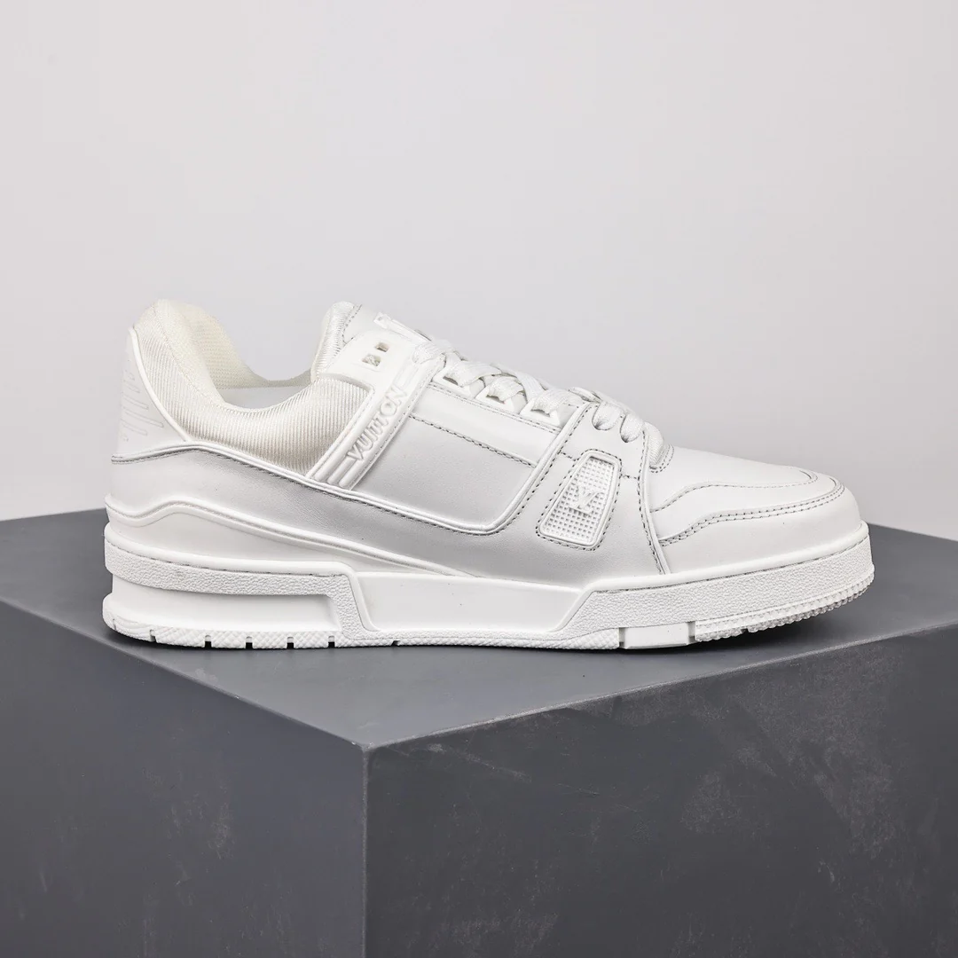 LV Trainers Triple White - Image 9