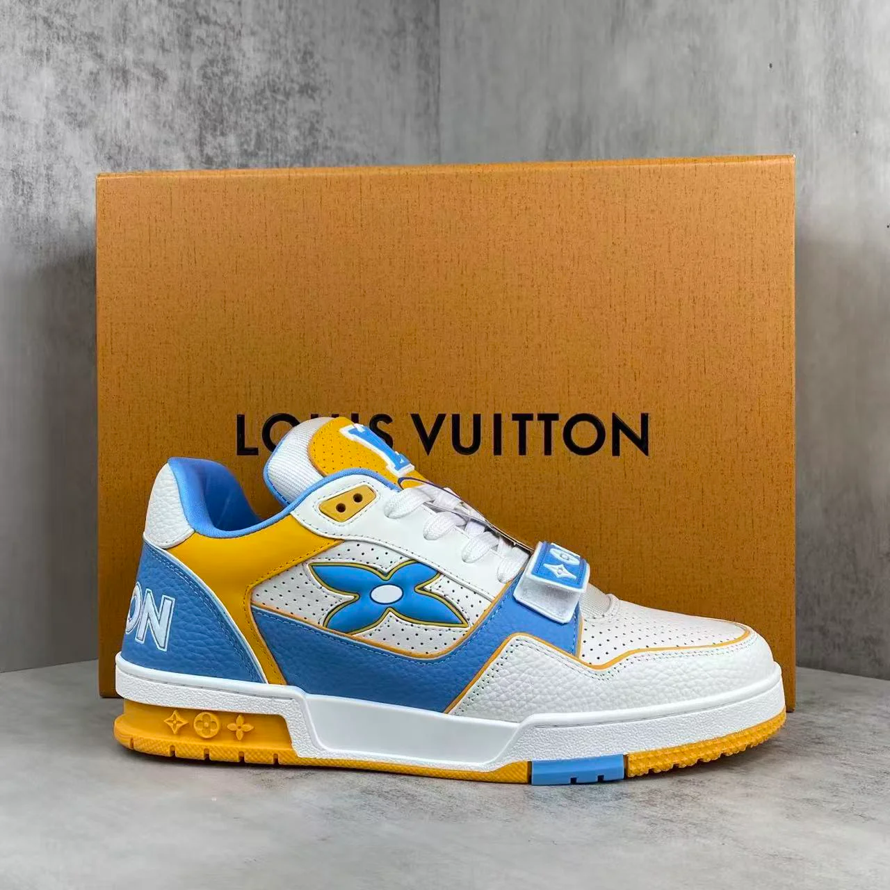 LV Trainers Velcro Blue Yellow - Image 7