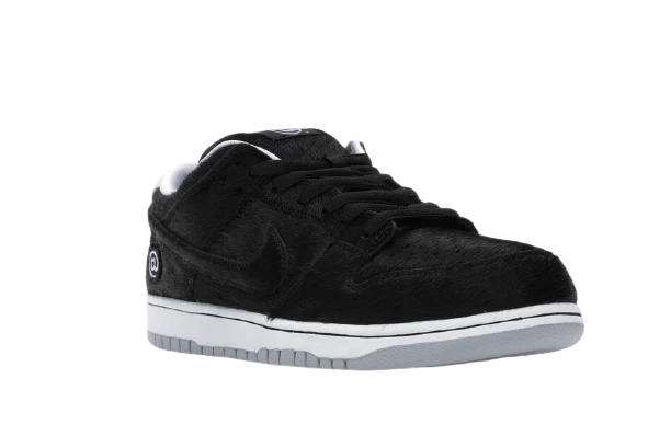 Medicom x SB Dunk Low ‘Bearbrick’ - Image 3