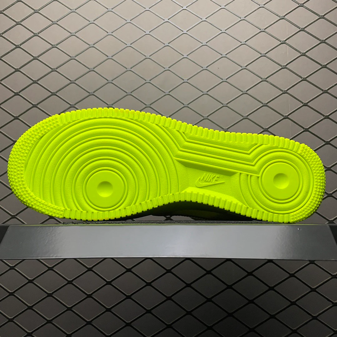 AF1 X OW Volt - Image 6
