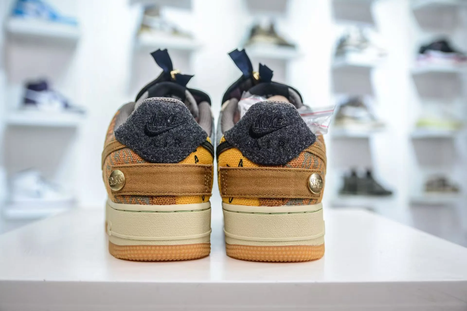 AF1 Travis Scott Cactus Jack - Image 3