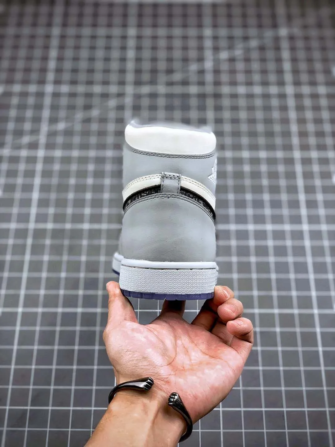 AJ1 High Dior - Image 5