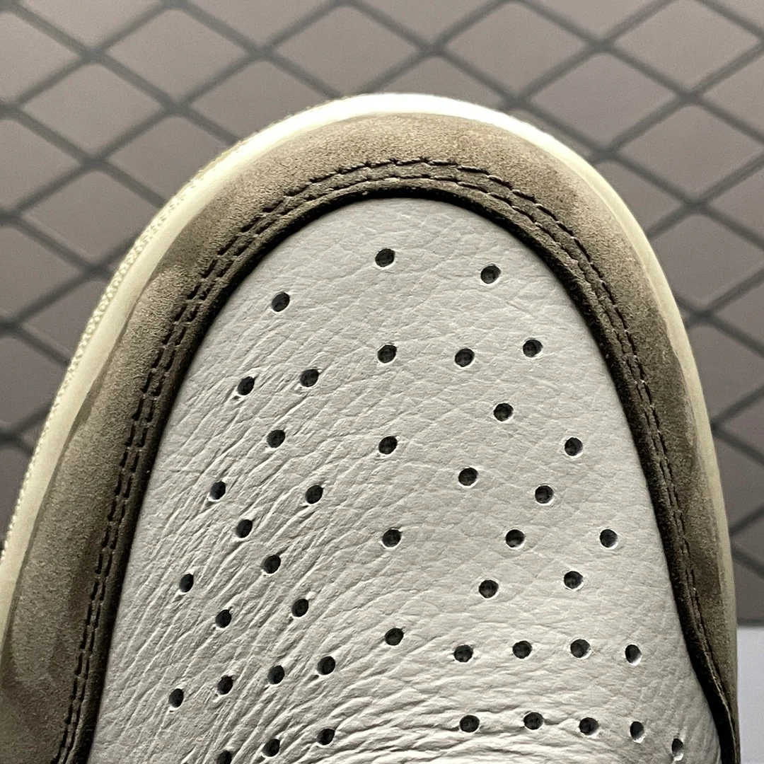 AJ1 High Travis Scott Mocha - Image 8