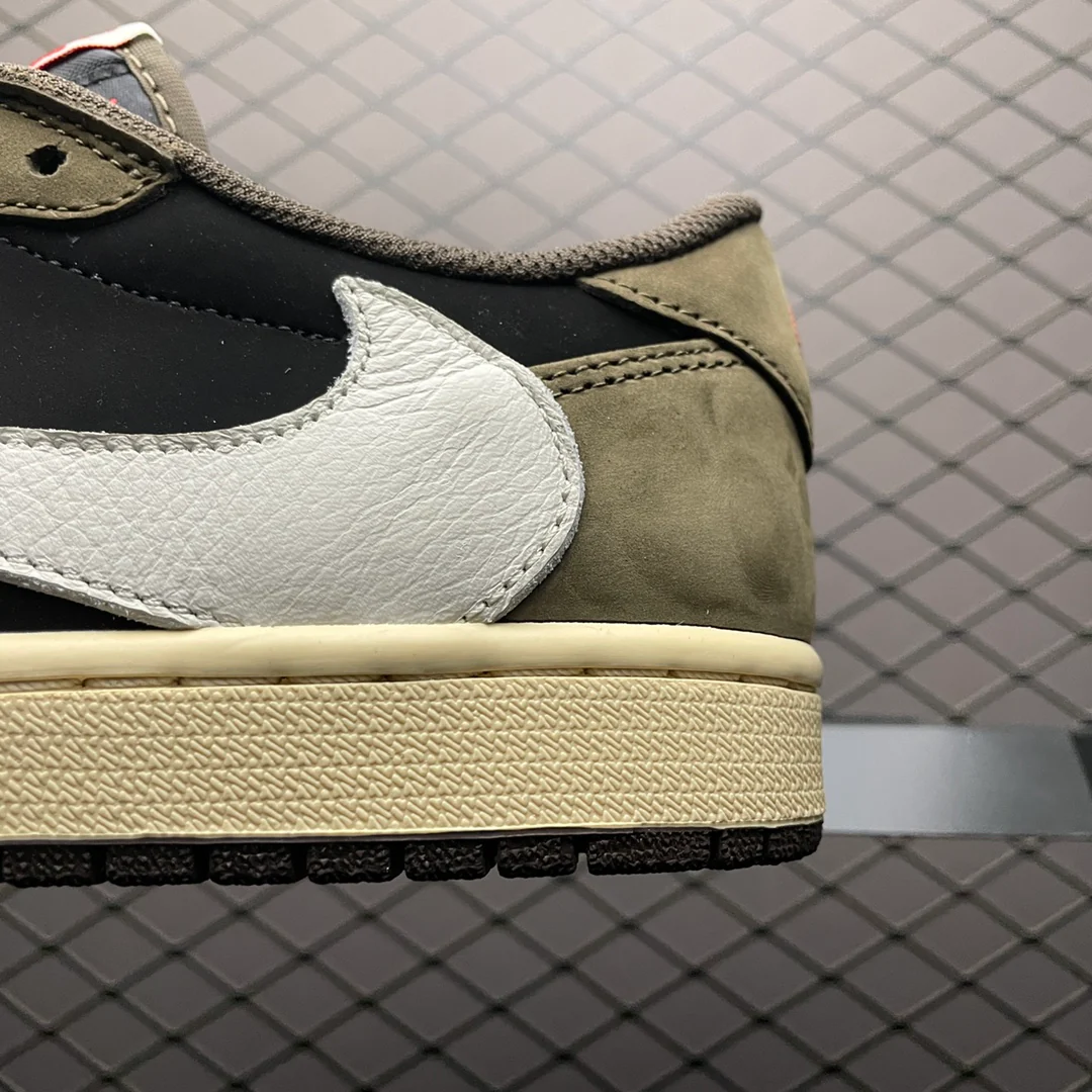 AJ1 Low Travis Scott Mocha - Image 5
