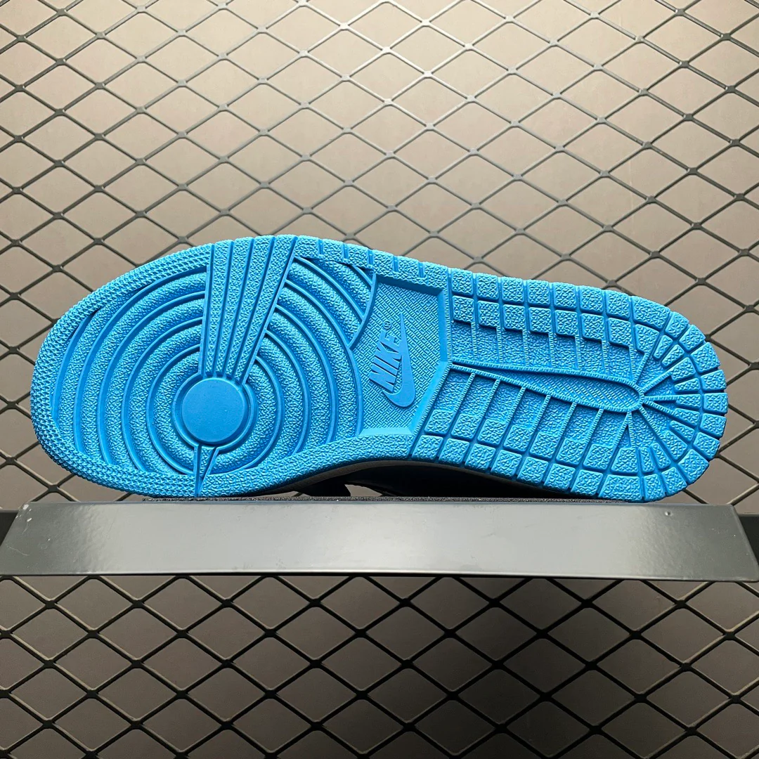 AJ1 X OW University Blue - Image 6