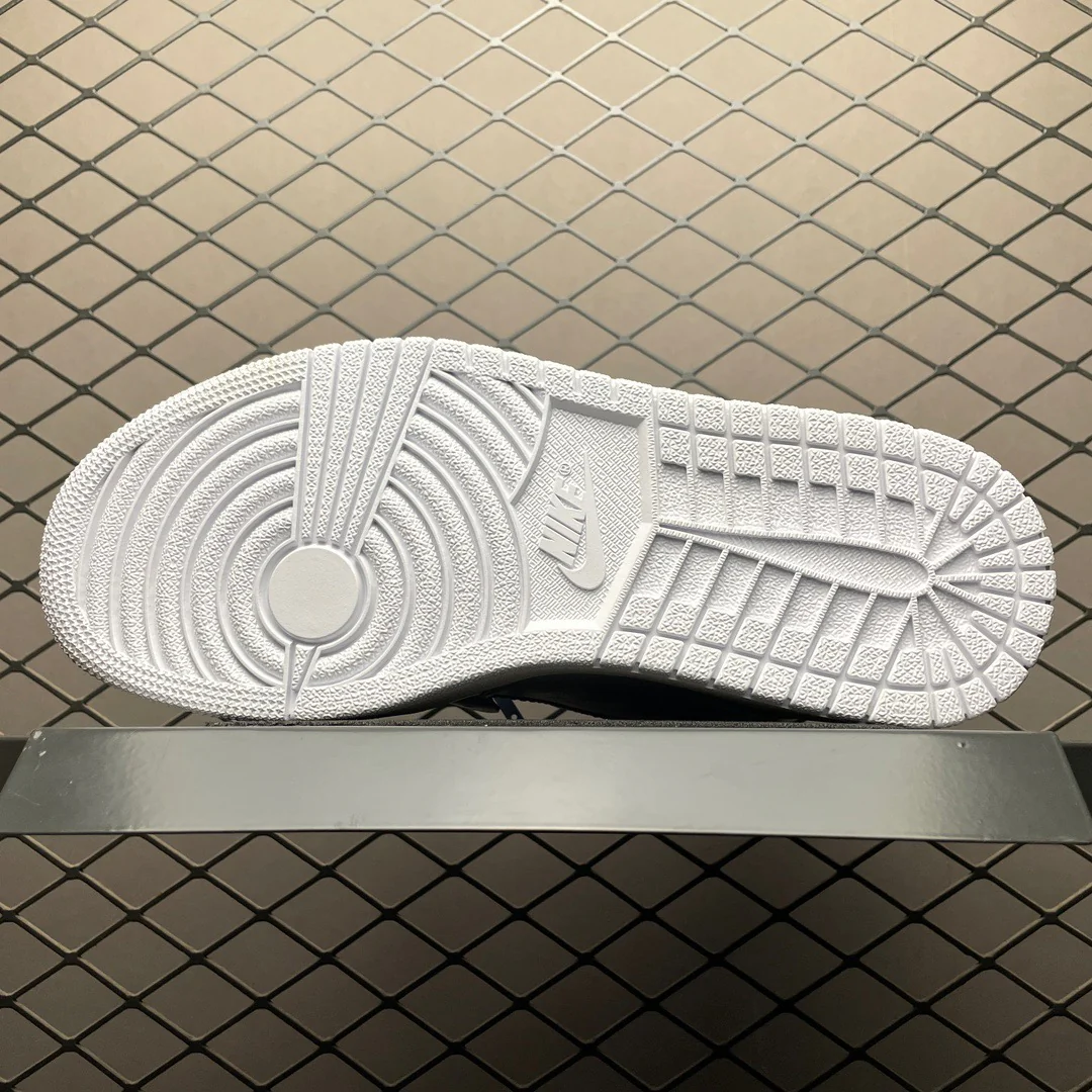 AJ1 X OW OG White - Image 6