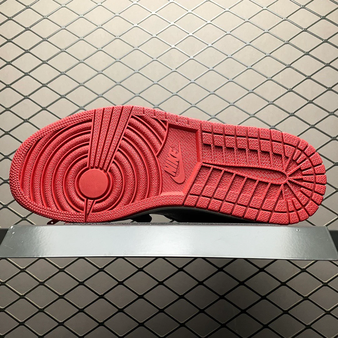 AJ1 X OW Chicago Red - Image 6