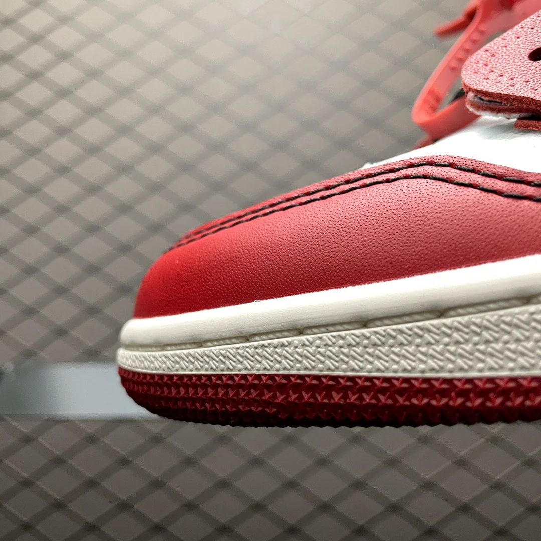 AJ1 X OW Chicago Red - Image 7