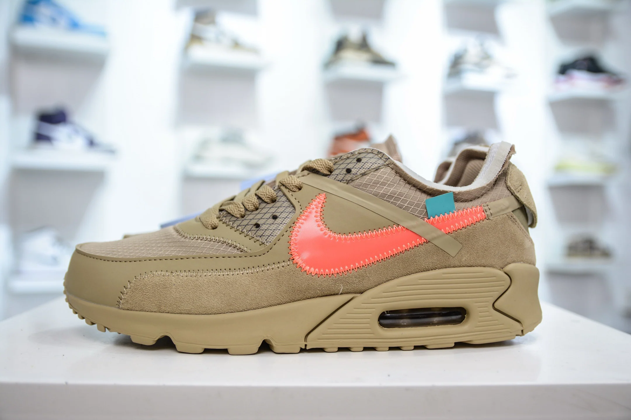 AM90 X OW Desert Ore - Image 2