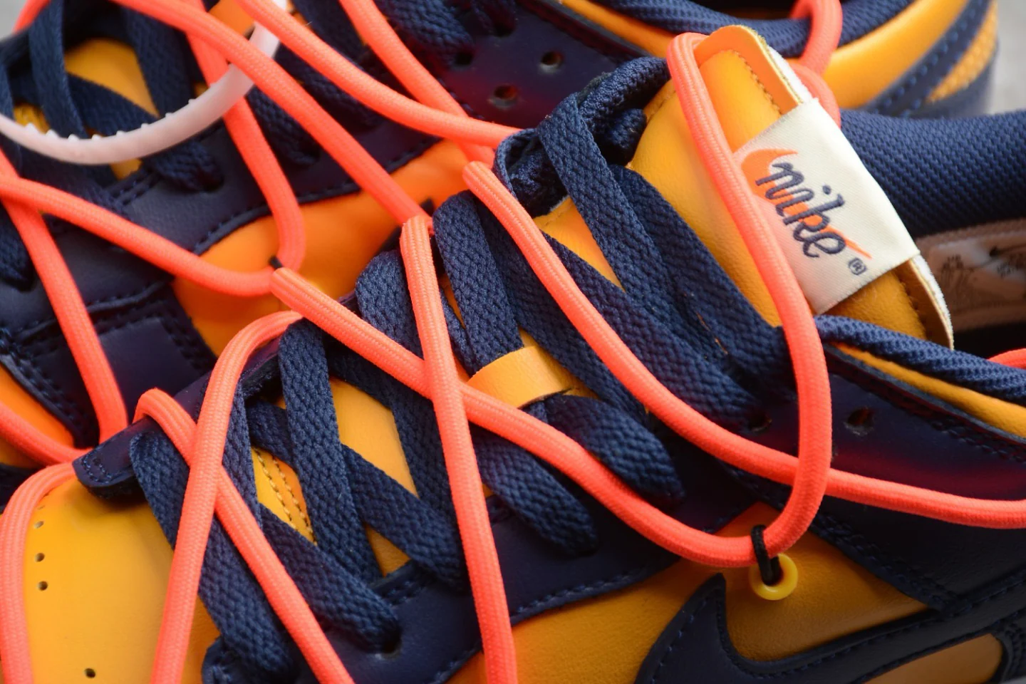 Dunk Low X OW University Gold - Image 10
