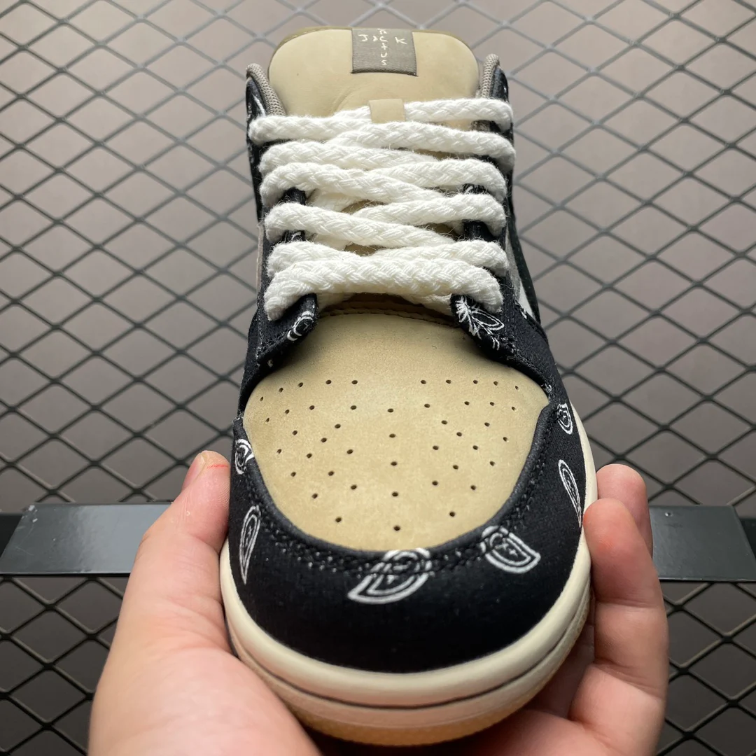SB Dunk Low Travis Scott Cactus Jack - Image 10