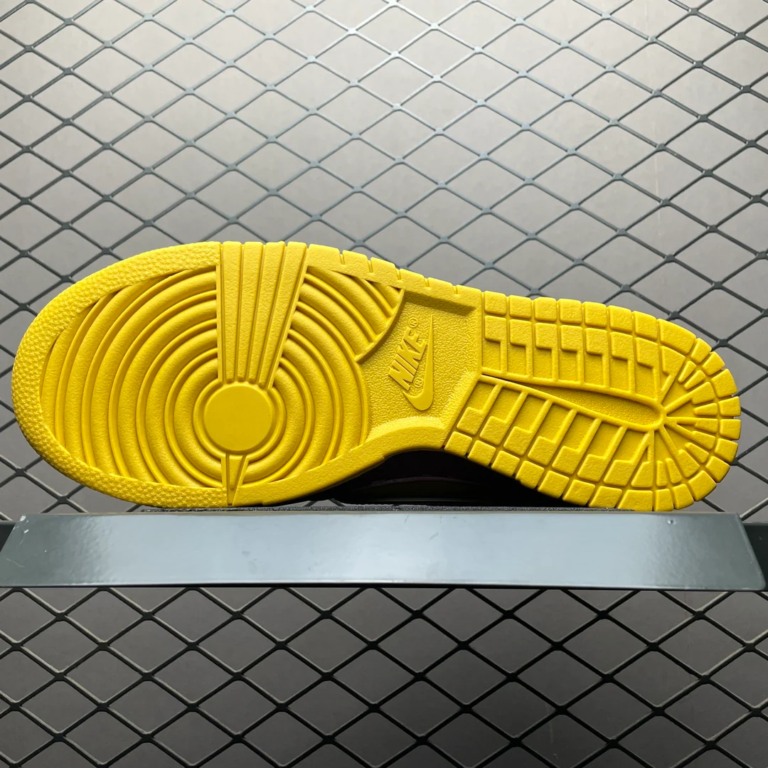 Concepts SB Dunk Low Yellow Lobster - Image 6