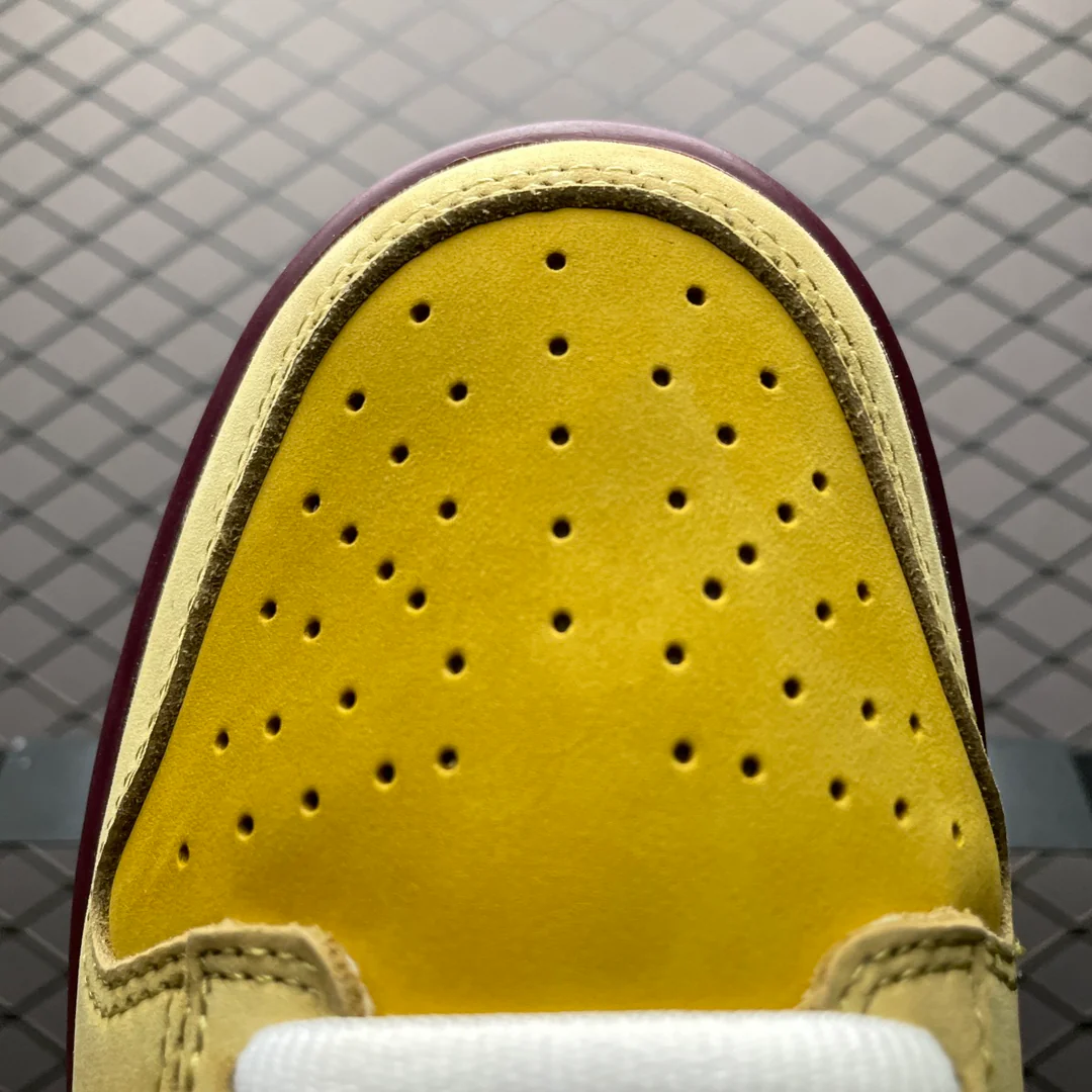 Concepts SB Dunk Low Yellow Lobster - Image 8