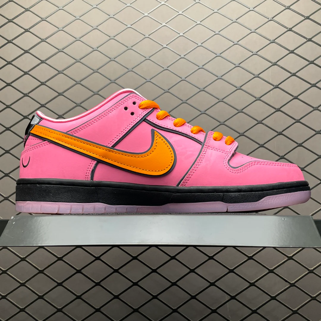 Powerpuff Girls SB Dunk Low "Blossom" - Image 4