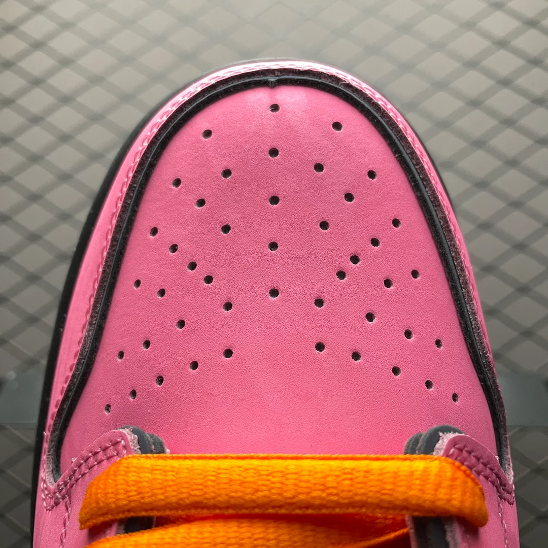 Powerpuff Girls SB Dunk Low "Blossom" - Image 8