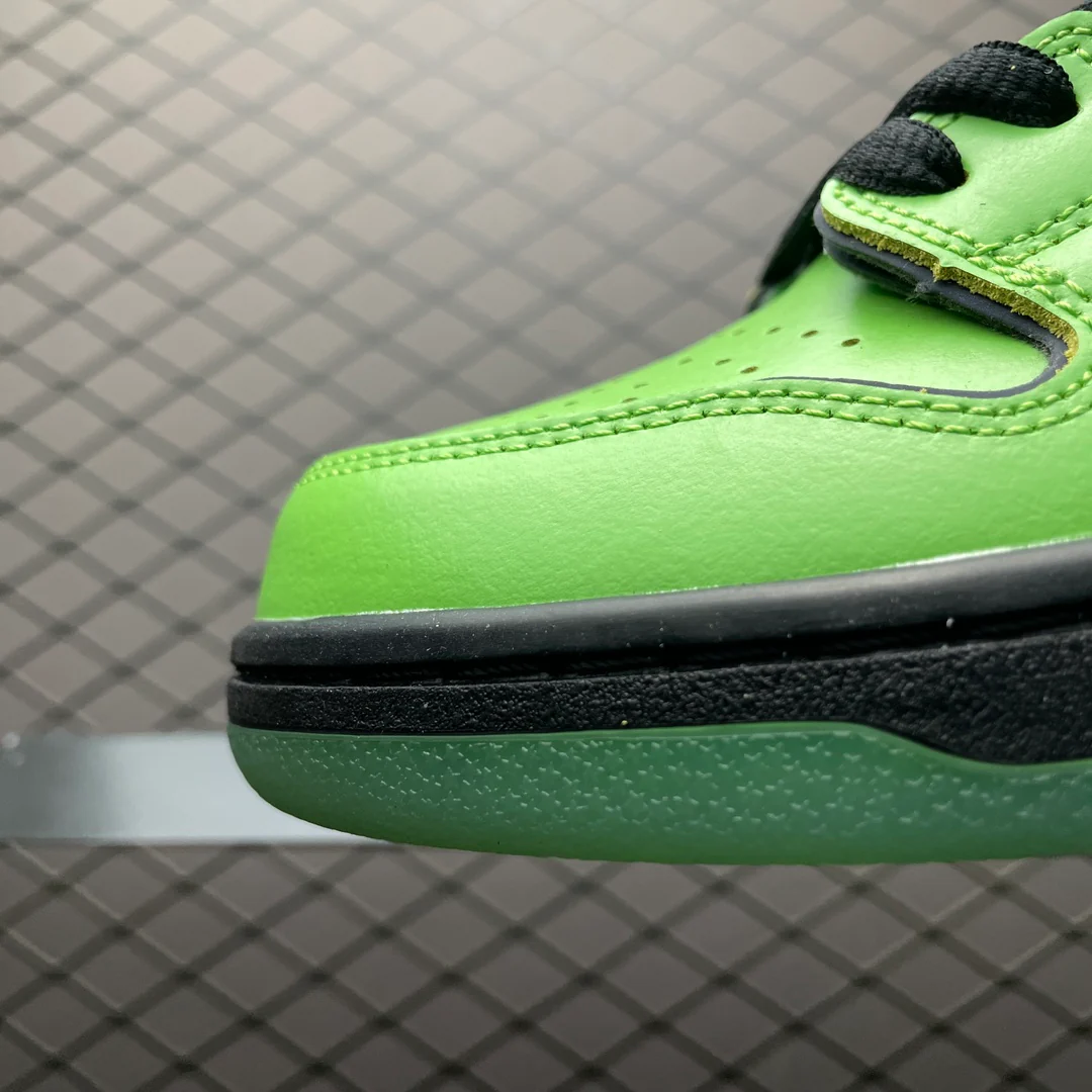 Powerpuff Girls SB Dunk Low "Buttercup" - Image 7