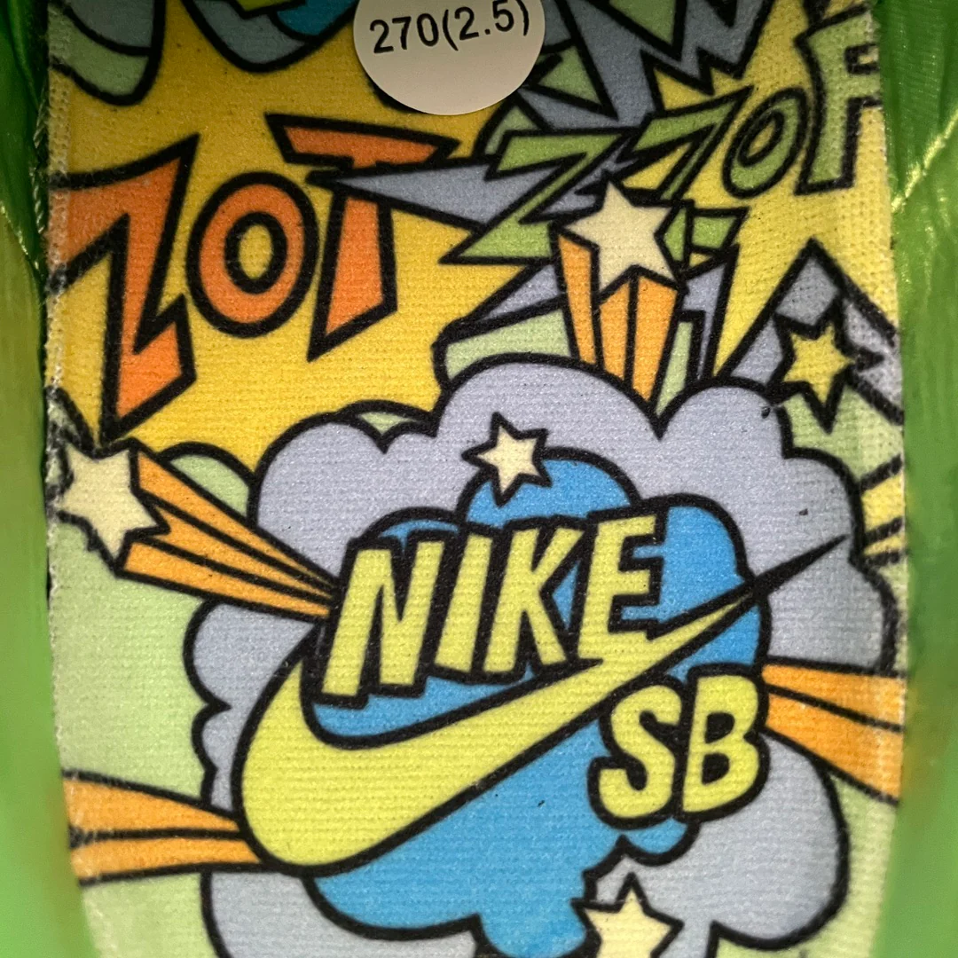Powerpuff Girls SB Dunk Low "Buttercup" - Image 9