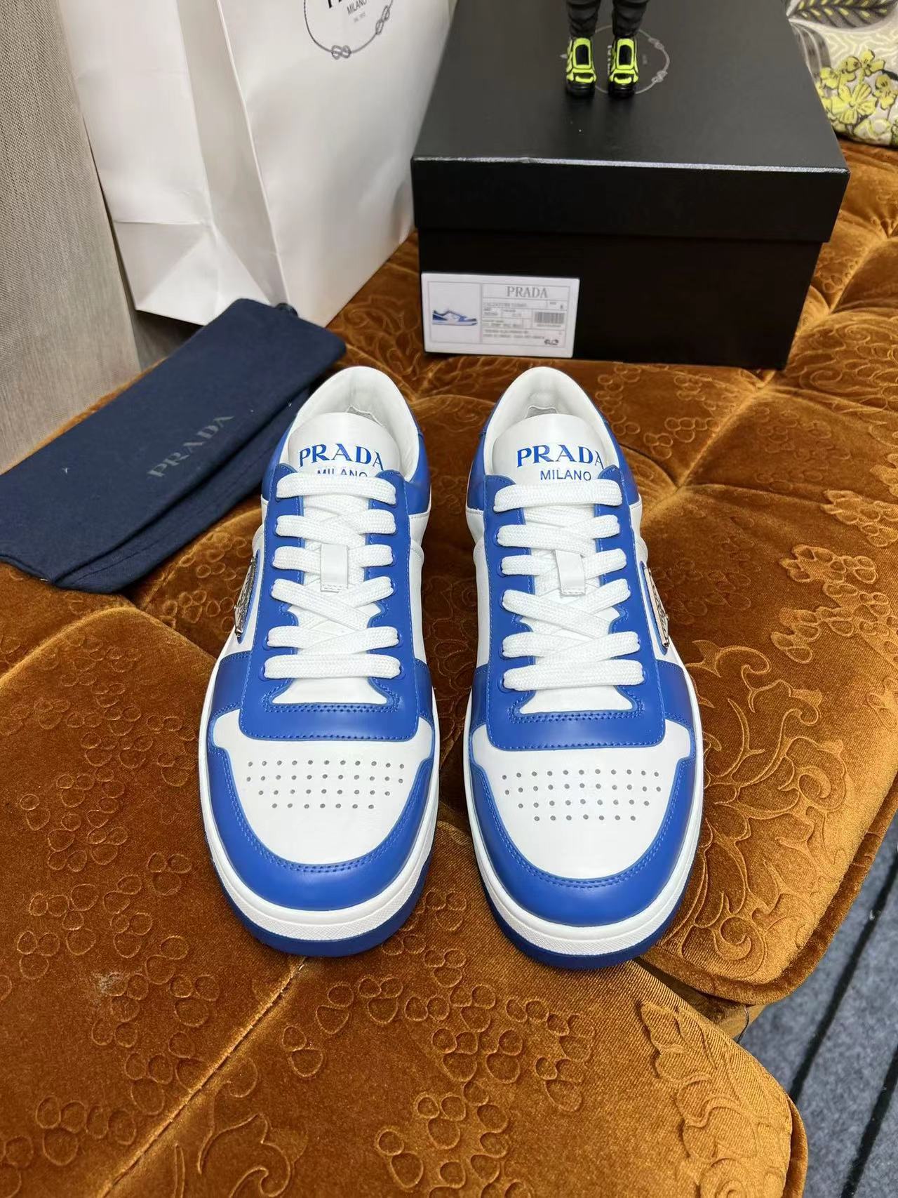 Prada Downtown Blue - Image 10
