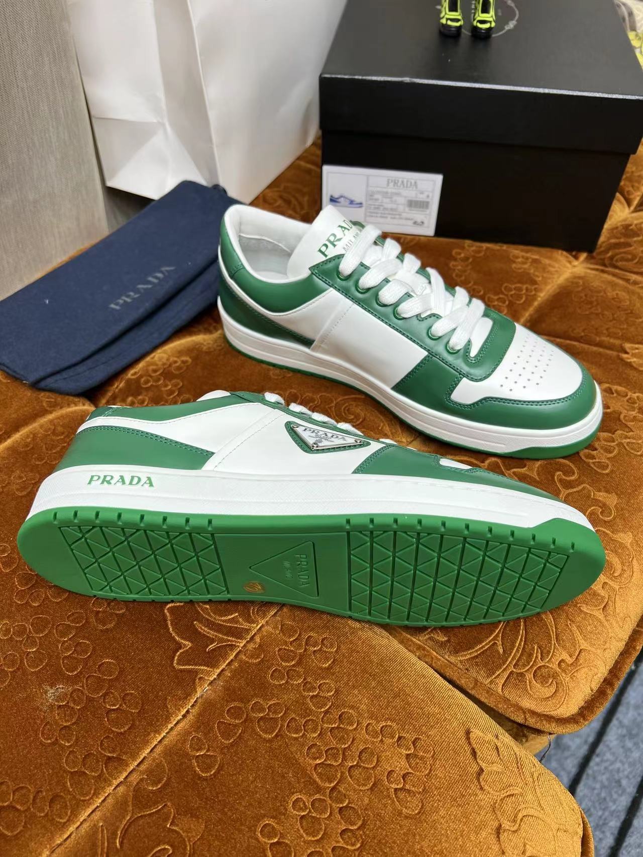 Prada Downtown Green - Image 3