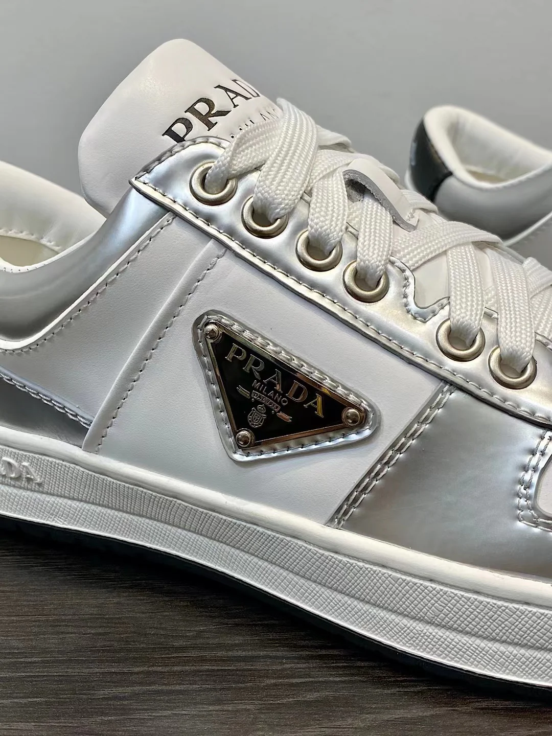 Prada Downtown Metallic Silver - Image 6