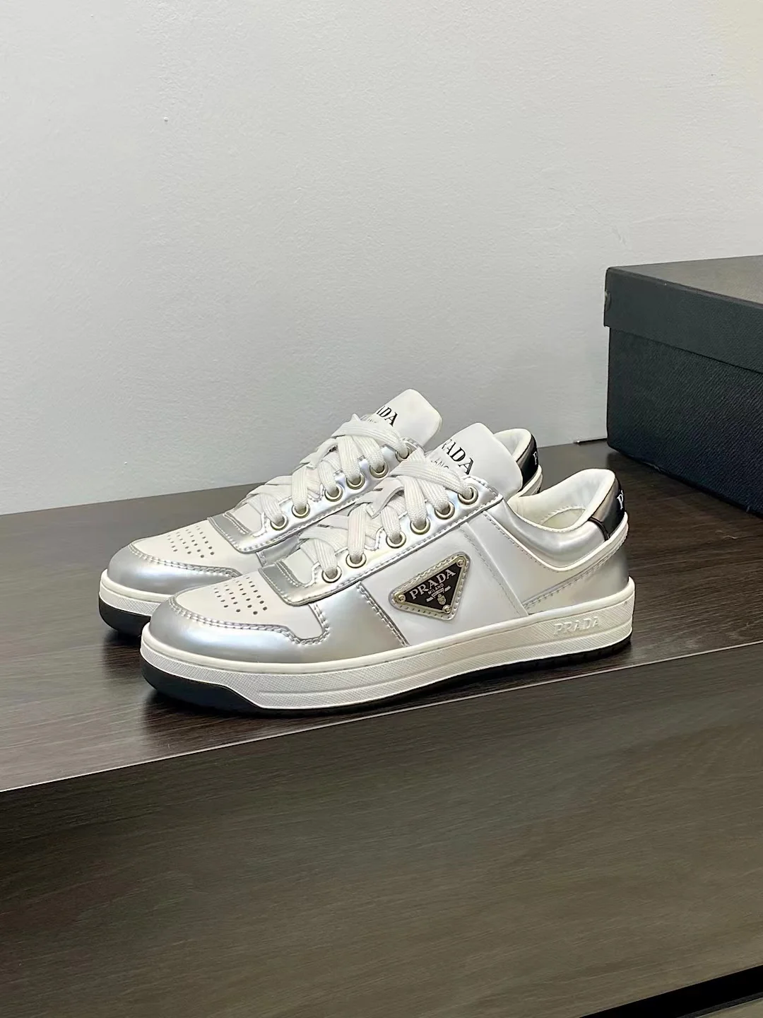 Prada Downtown Metallic Silver - Image 9