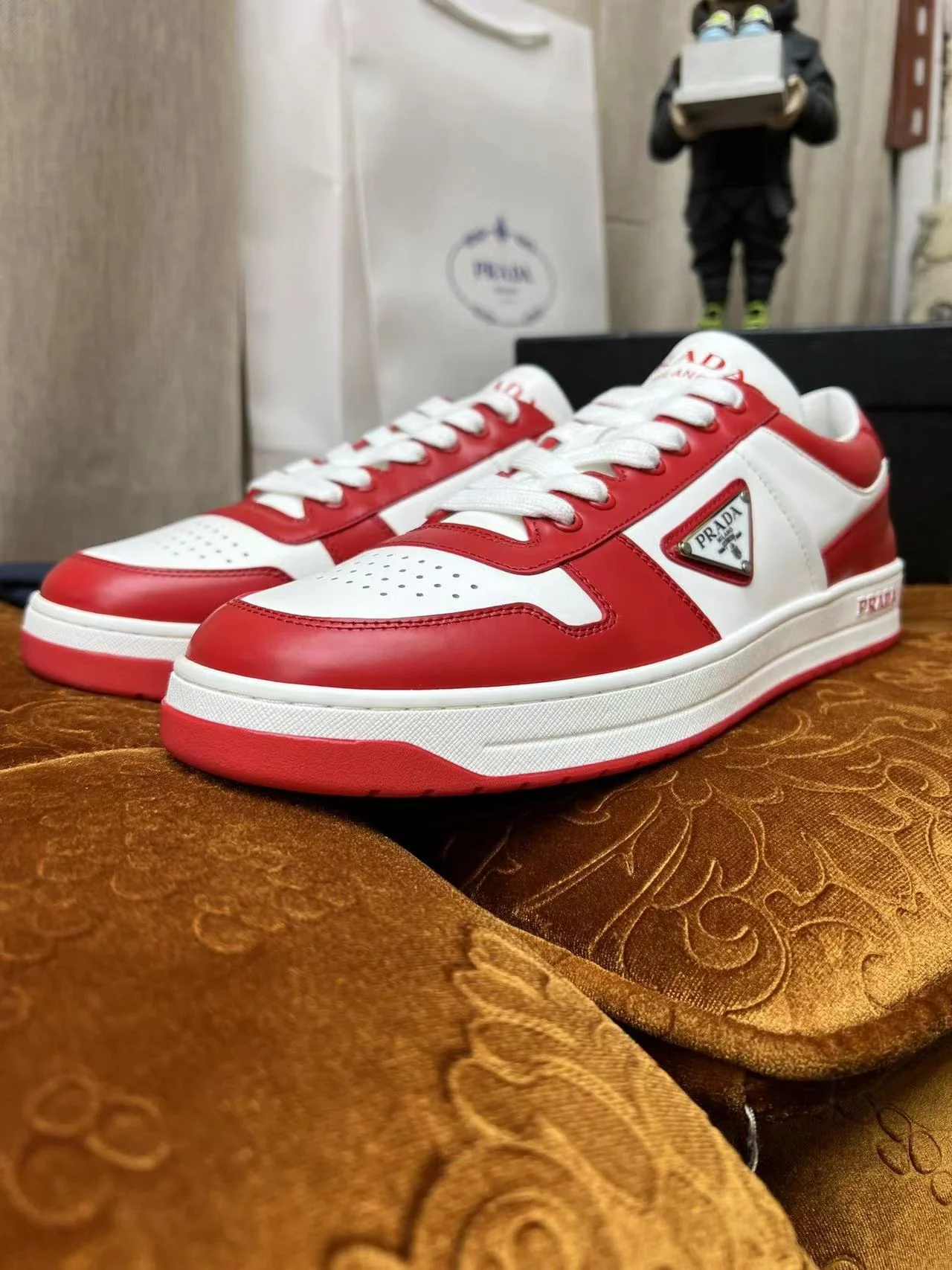 Prada Downtown Red - Image 11