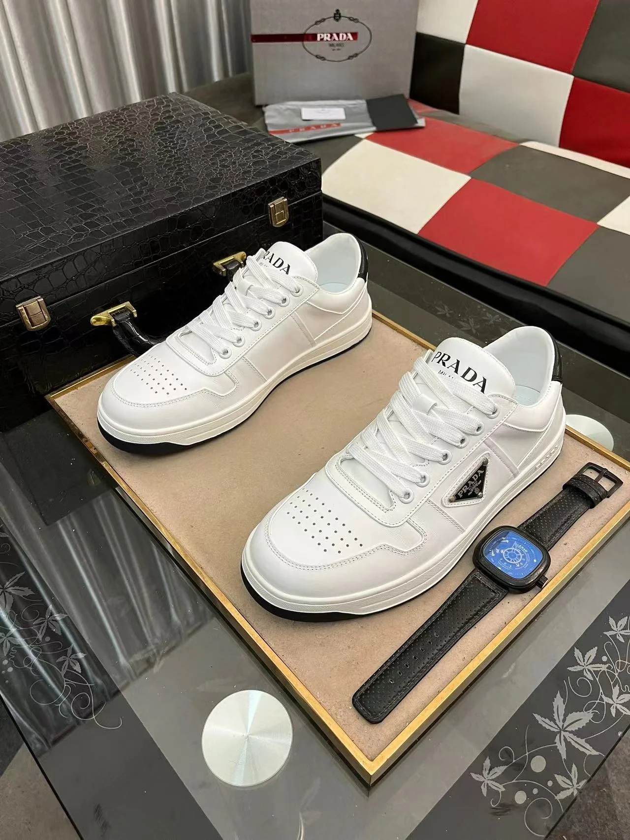 Prada Downtown White/Black - Image 9