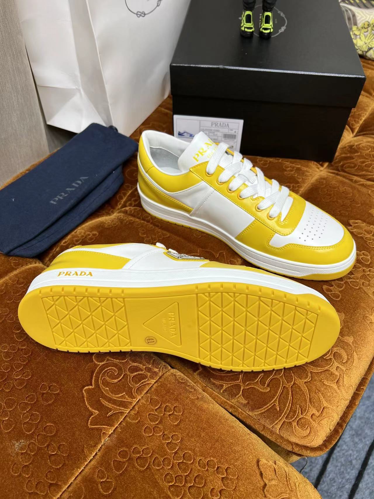 Prada Downtown Yellow - Image 4