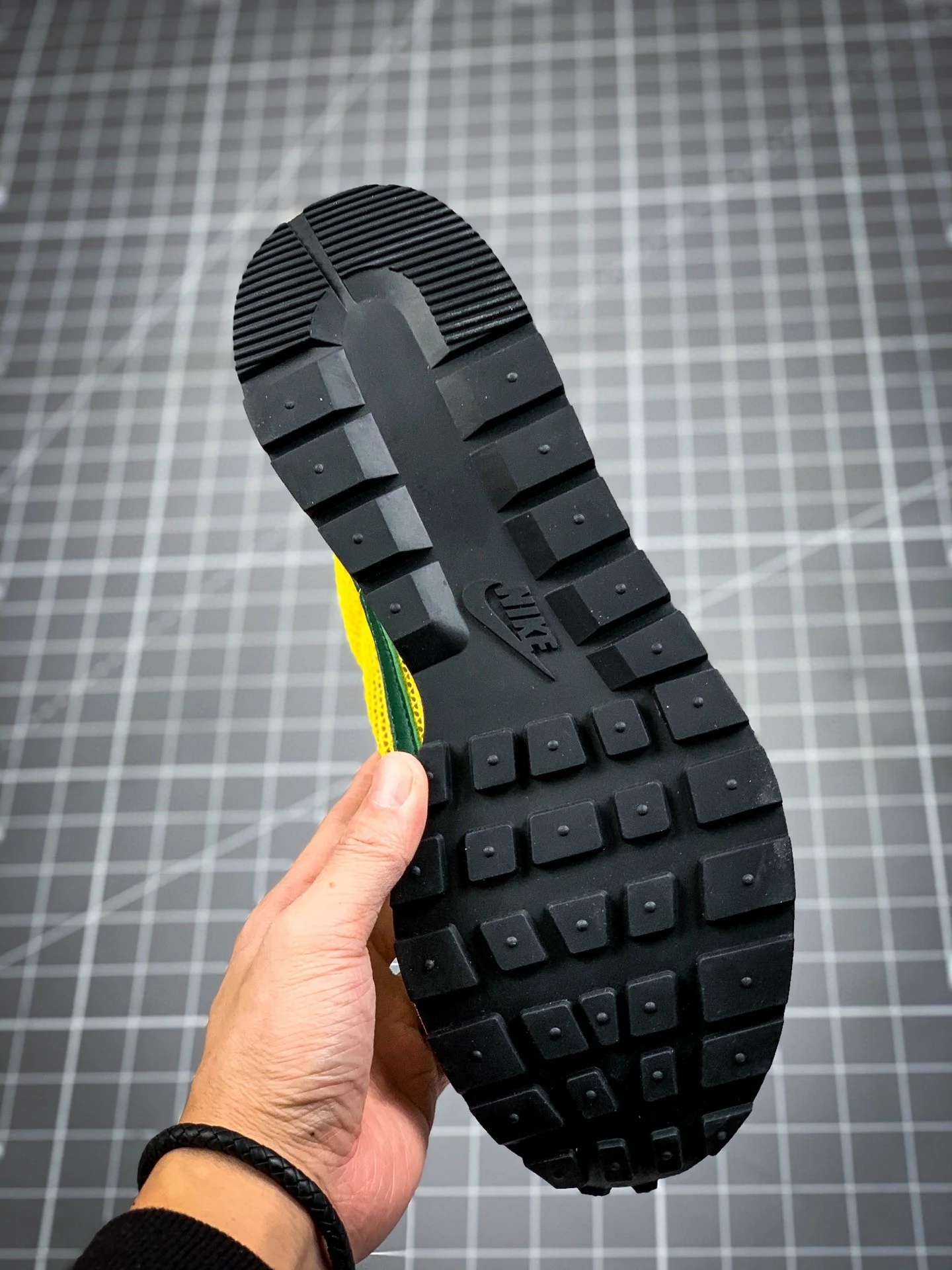 Sacai Vapor Waffle Tour Yellow - Image 7