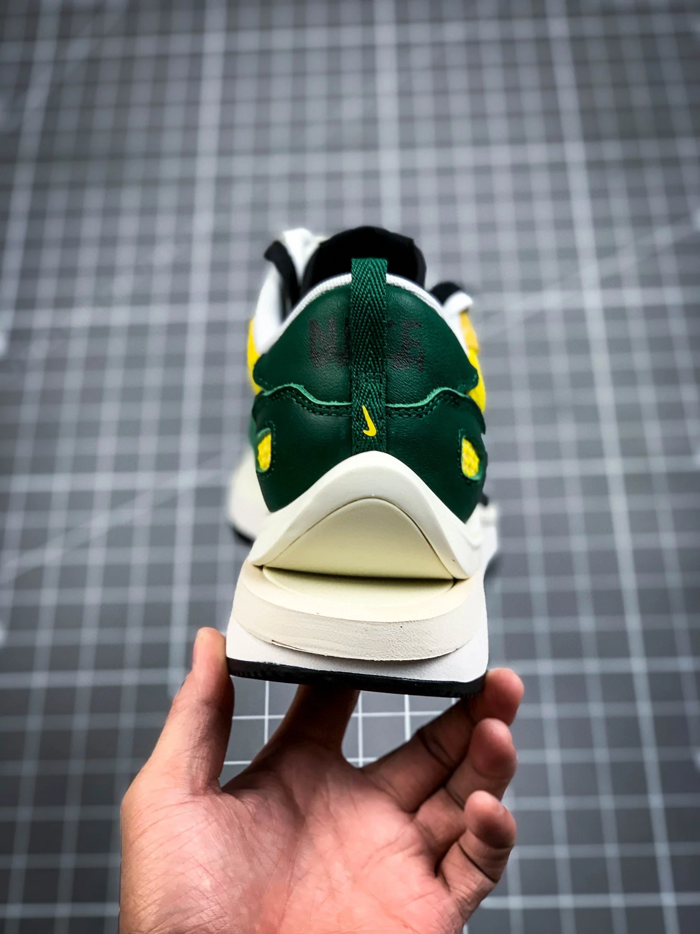 Sacai Vapor Waffle Tour Yellow - Image 8