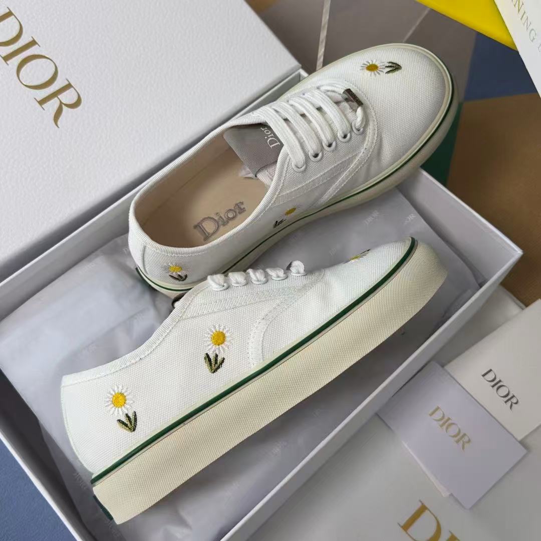Saltwind Sneaker Daisy Motif on White Cotton - Image 5