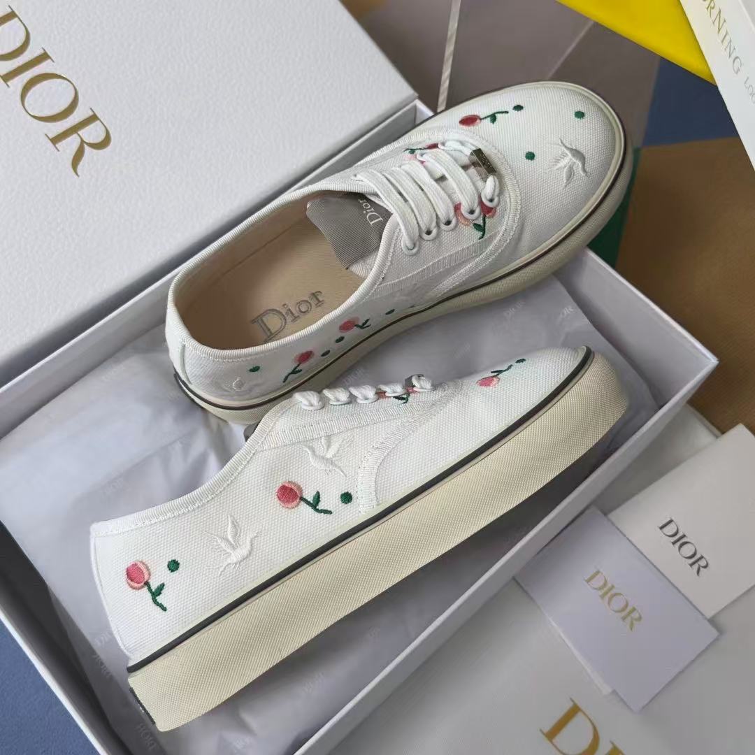 Saltwind Sneaker Doves & Roses Motif on White Cotton - Image 10