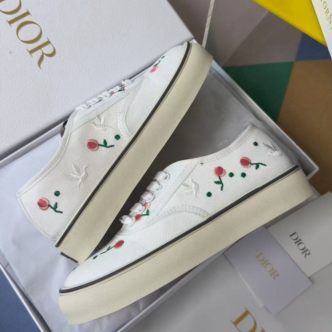 Saltwind Sneaker Doves & Roses Motif on White Cotton - Image 3