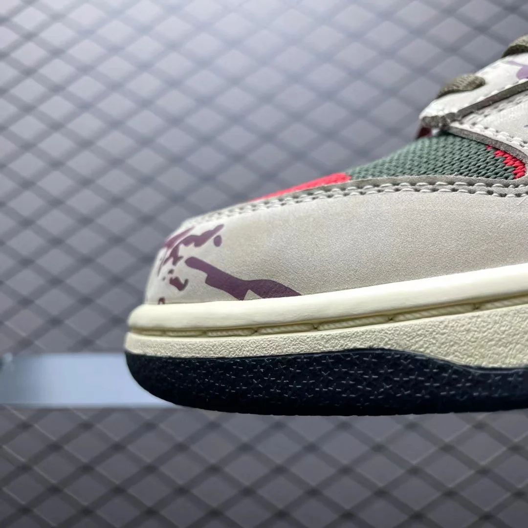 SB Dunk Low 'Freddy Krueger' - Image 7