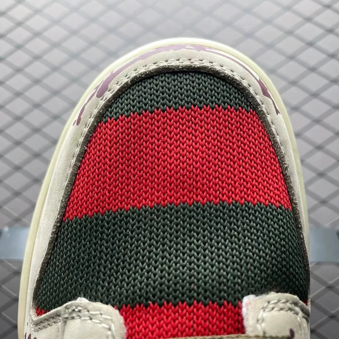 SB Dunk Low 'Freddy Krueger' - Image 8