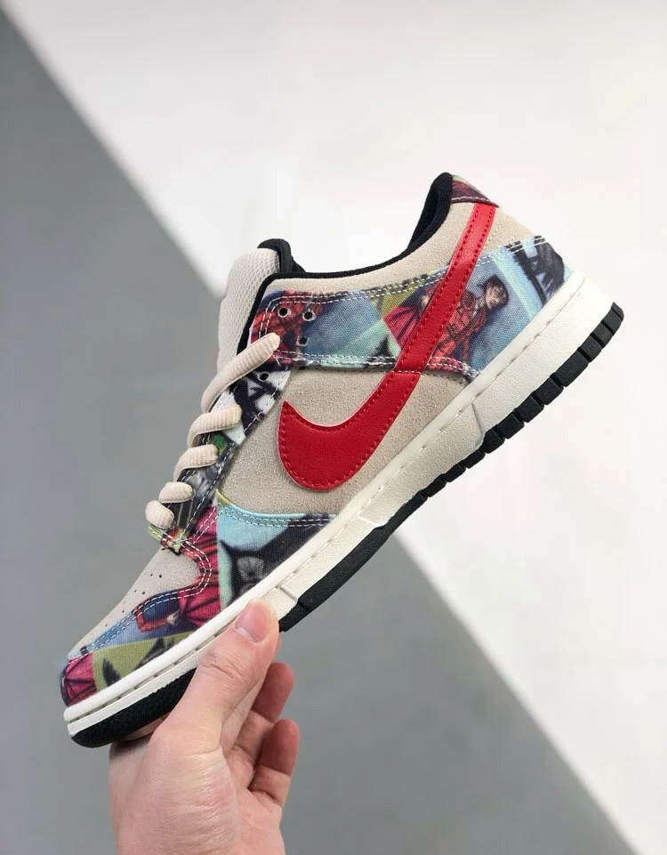 SB Dunk Low Paris - Image 4