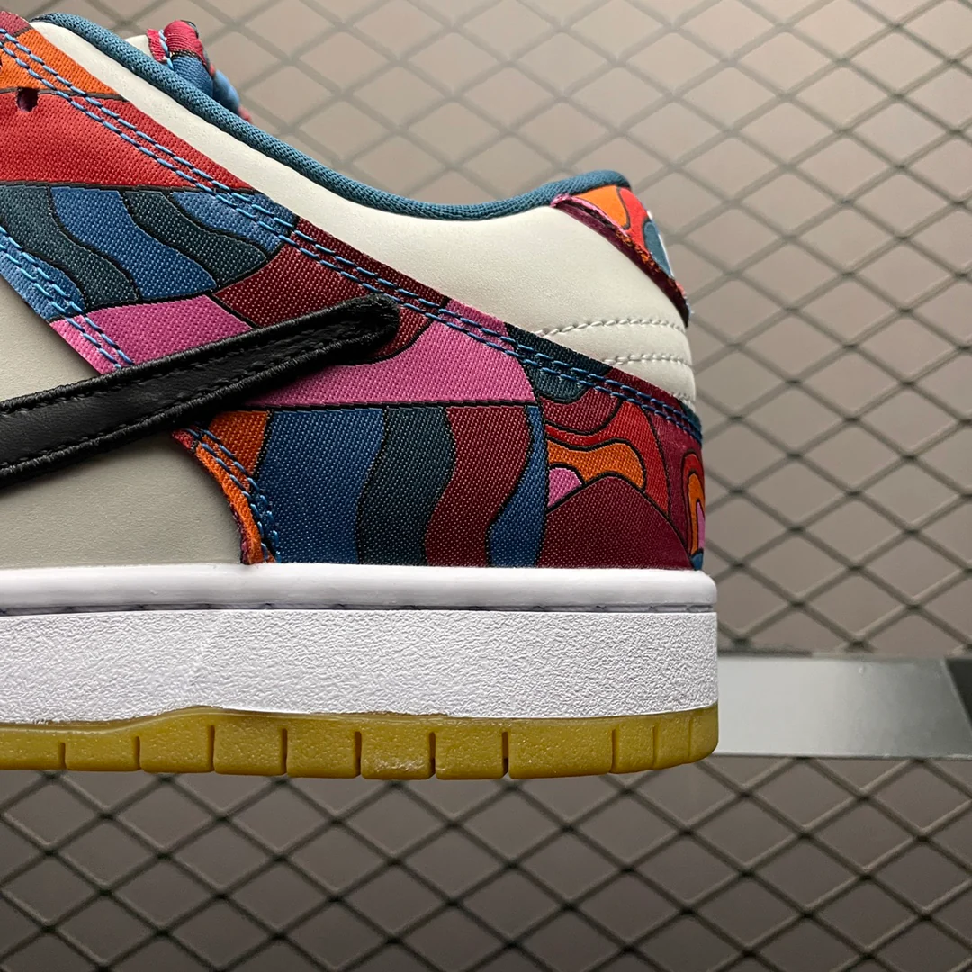 SB Dunk Parra Abstract Art (2021) - Image 5