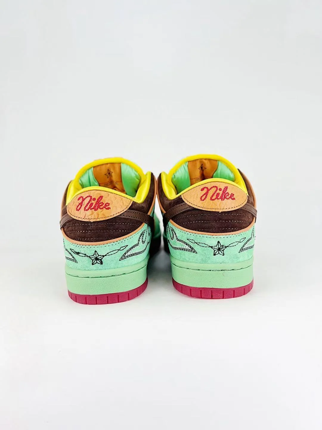 SB Dunk X Rodeo - Image 9