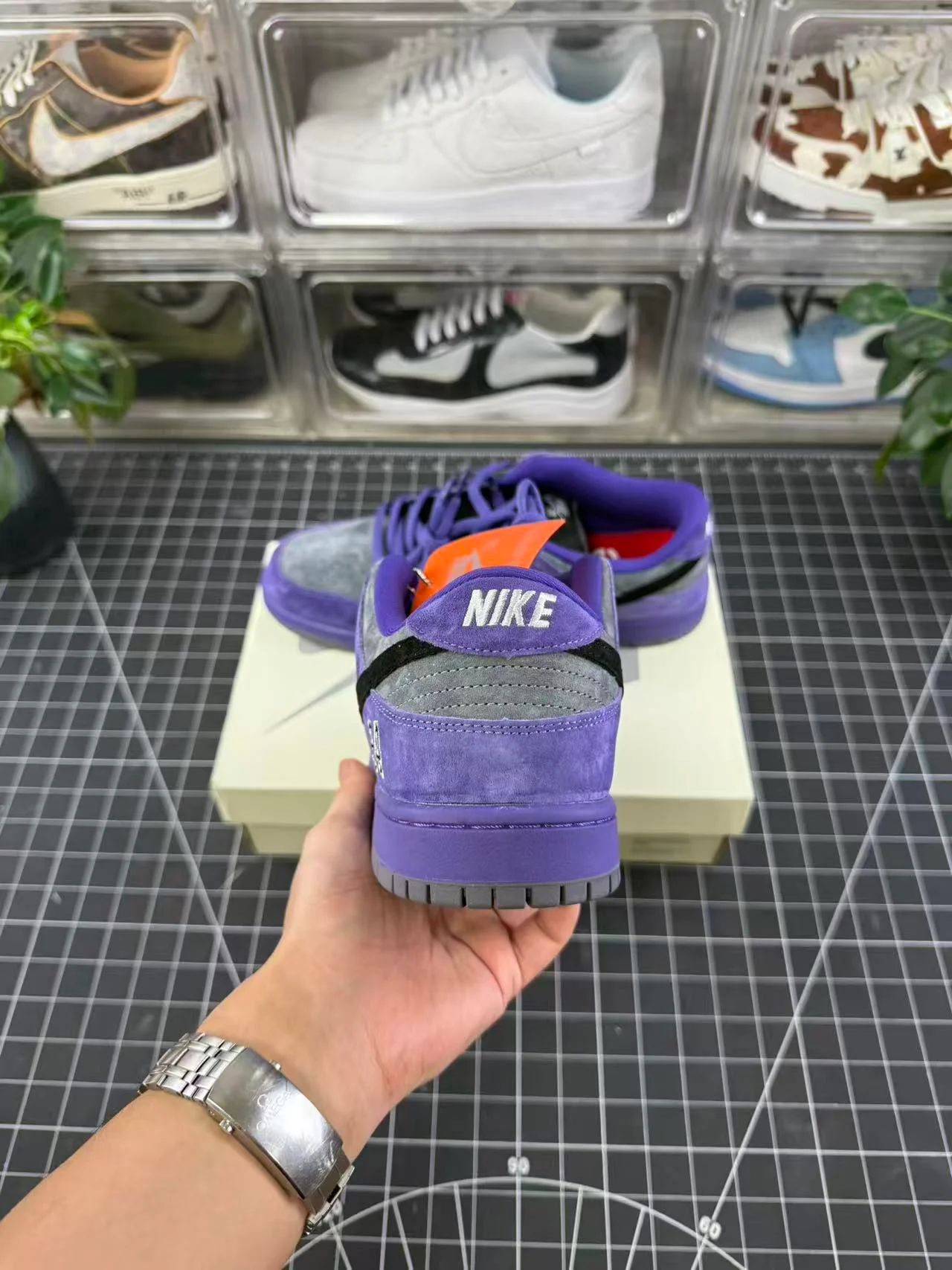 SB Dunk X Supreme Ink (2025) - Image 4