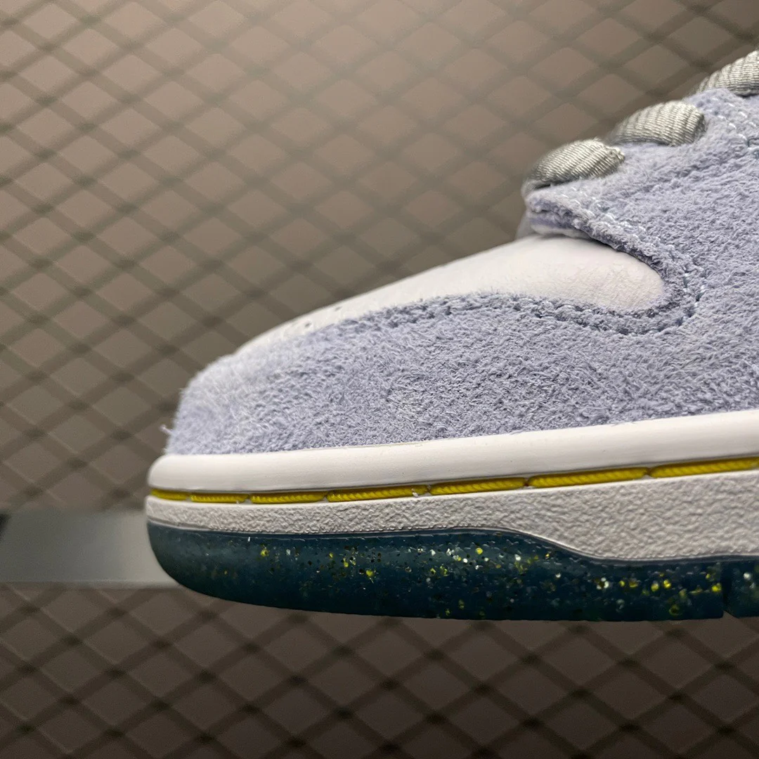 Sean Cliver X SB Dunk - Image 7