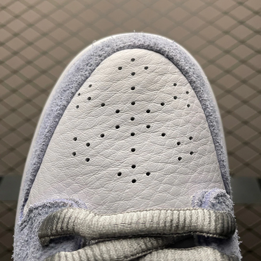 Sean Cliver X SB Dunk - Image 8