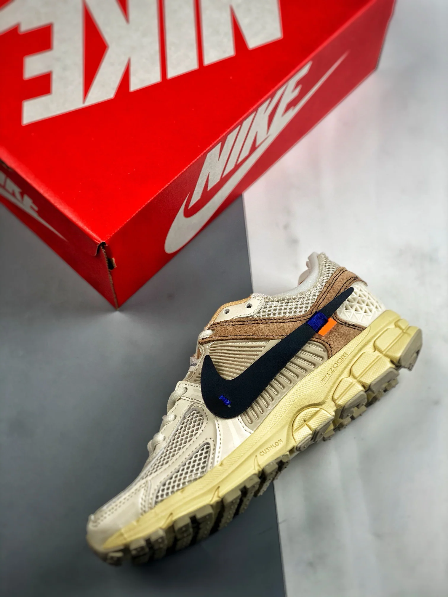 Vomero 5 x OW White Customs - Image 3