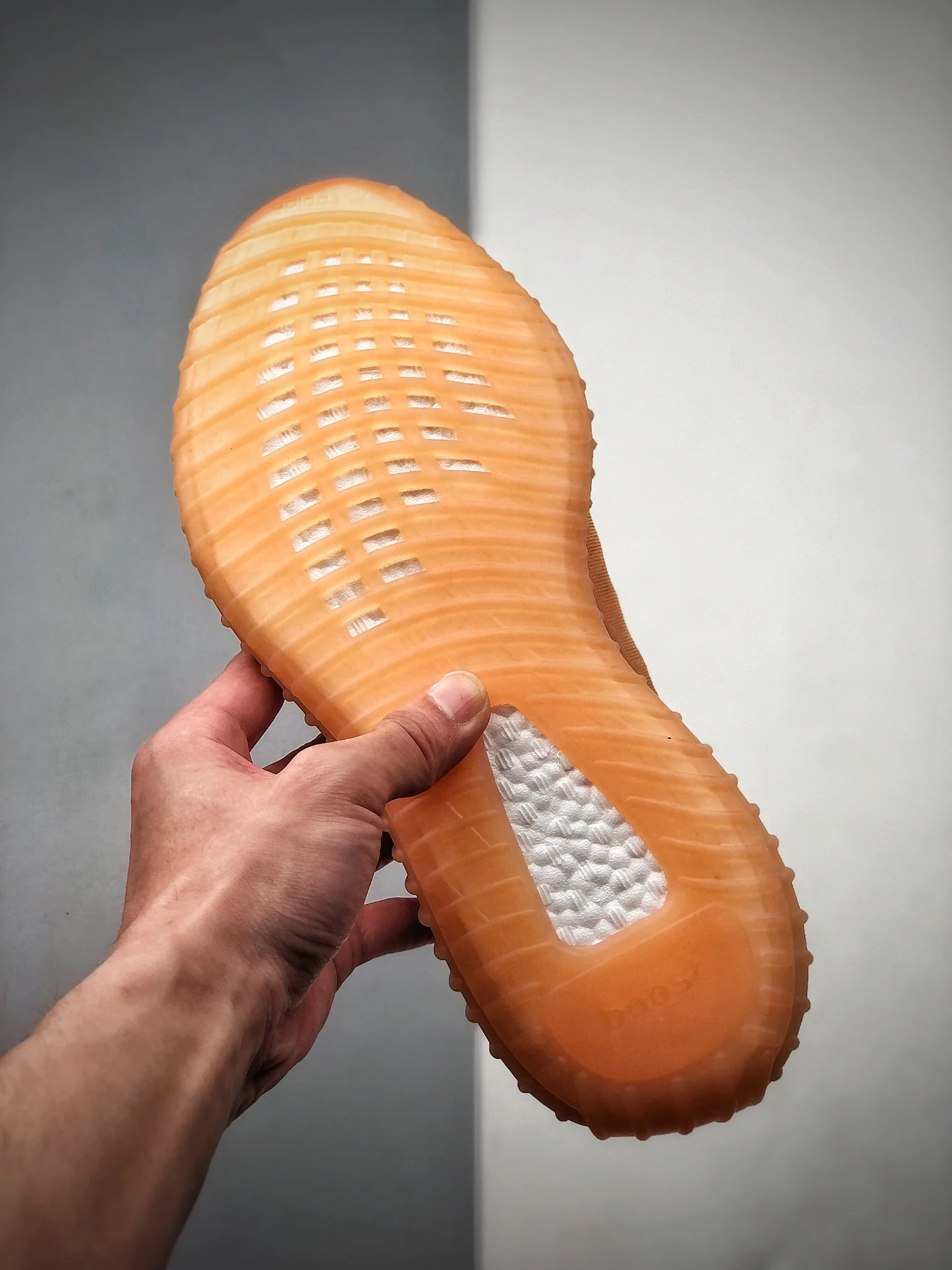 YZY 350 Mono Clay - Image 10
