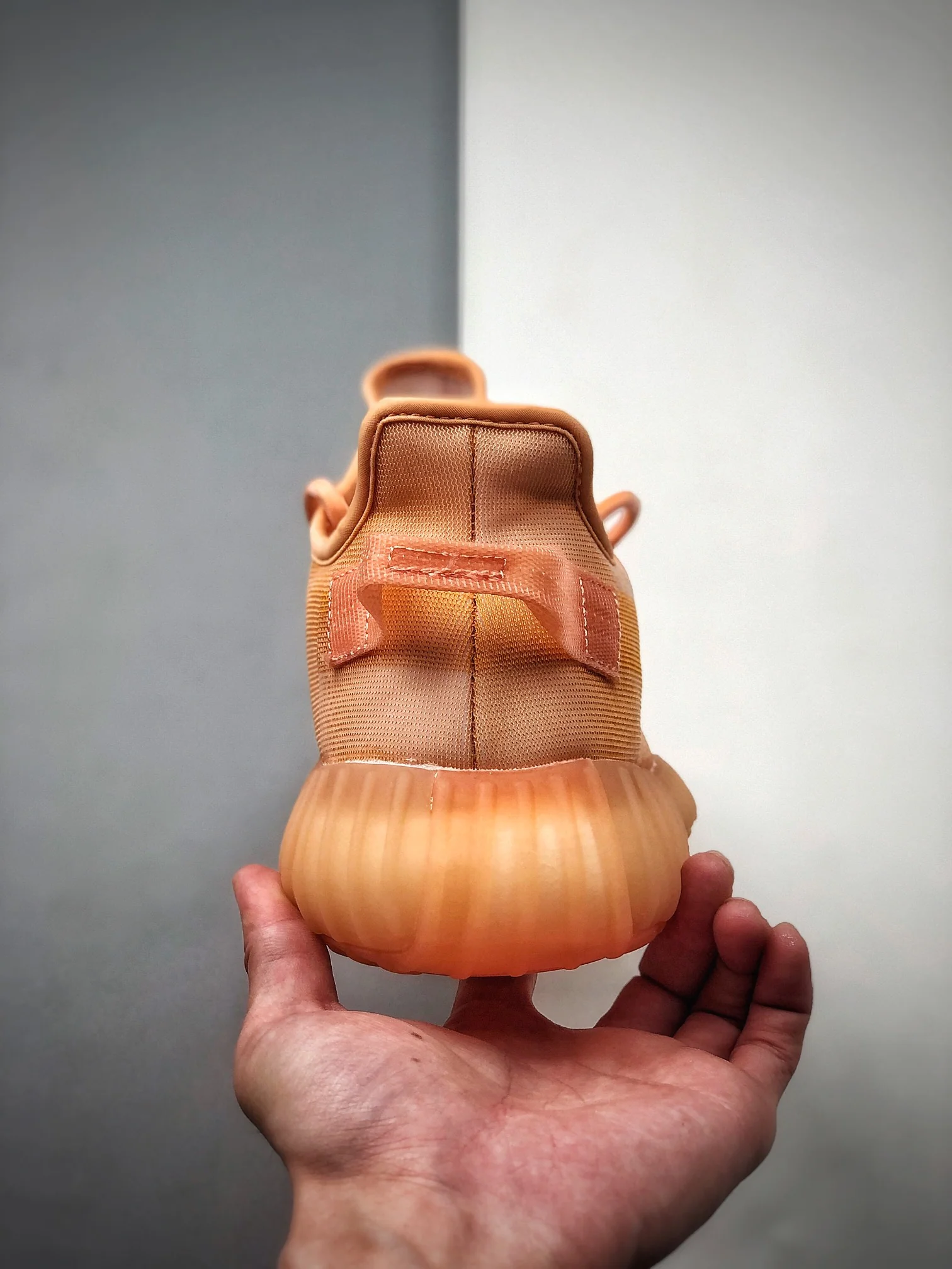 YZY 350 Mono Clay - Image 9
